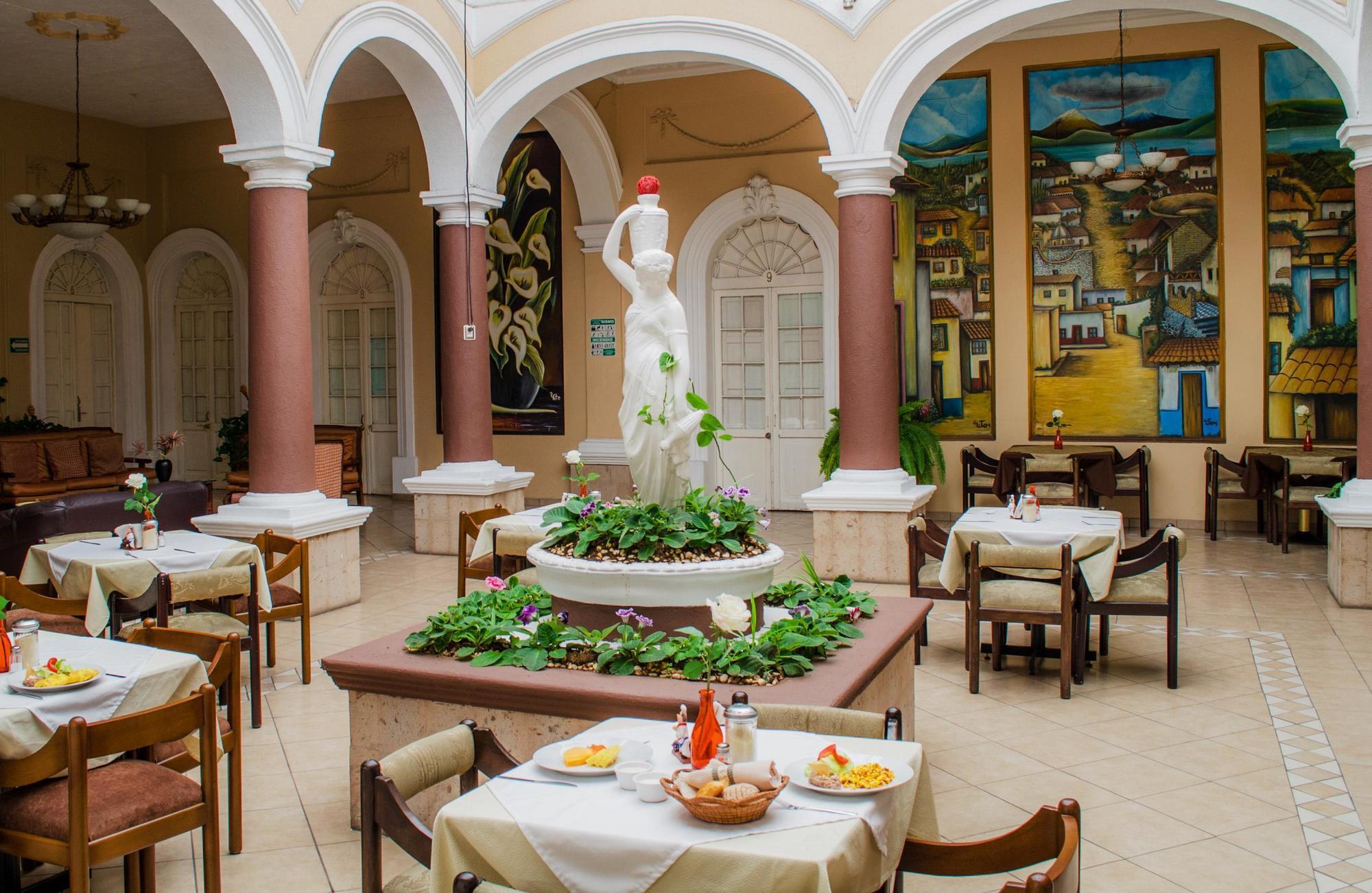 Hotel Posada Regis Guadalajara Exterior photo